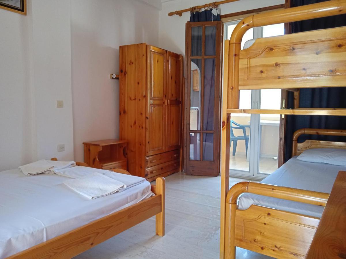 Santa Maria Hotel Vitaládes Buitenkant foto